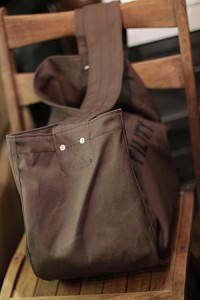 cb004-025-br