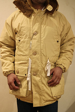 ナイジェルケーボン　VERY HEAVY JACKET YELLOW サイズ46