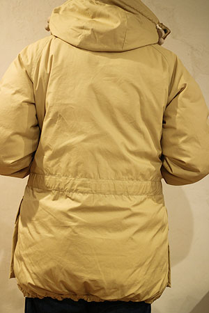 ナイジェルケーボン　VERY HEAVY JACKET YELLOW サイズ46