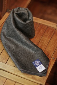 pg3906-019-scarf