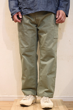 ポストオーバーオールズのE-Z　Walkabout Pants